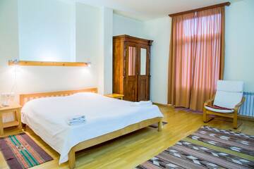 Фотографии Отель Hotel Mirhav г. Горис (Армения) №3 Фото Отель Hotel Mirhav г. Горис 3