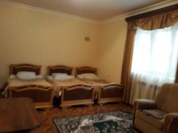 Фото номера Классический трехместный номер Мотели Hotel Noy г. Горис 5