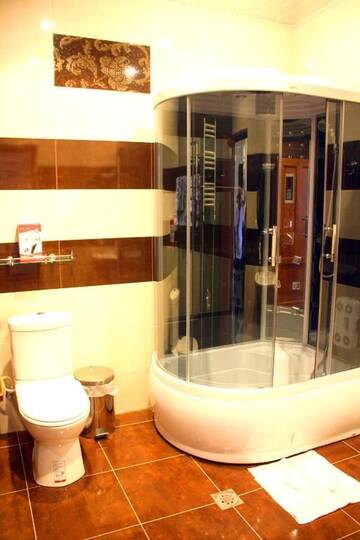 Фото номера Трехместный номер Отель Christy Hotel г. Горис 12
