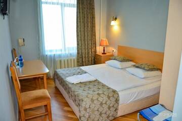 Фото номера Стандартный двухместный номер с 1 кроватью Отель Yeghevnut Hotel г. Горис 7