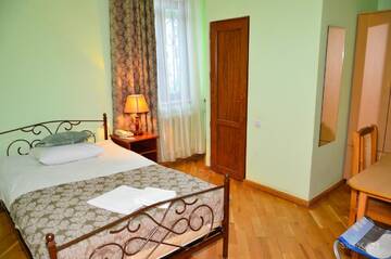 Фото номера Стандартный одноместный номер Отель Yeghevnut Hotel г. Горис 4