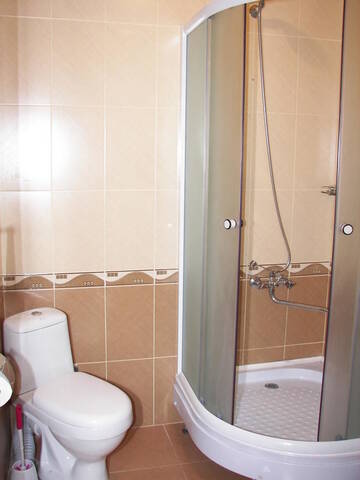 Фото номера Двухместный номер с 2 отдельными кроватями Отель Hotel MIRA г. Горис 5