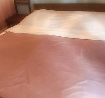 Фото номера Большой двухместный номер с 1 кроватью Хостелы Goris Downtown Hostel г. Горис 3