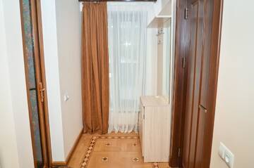 Фото номера Двухместный номер Делюкс с 1 кроватью и ванной Отель Rubin Hotel г. Горис 3