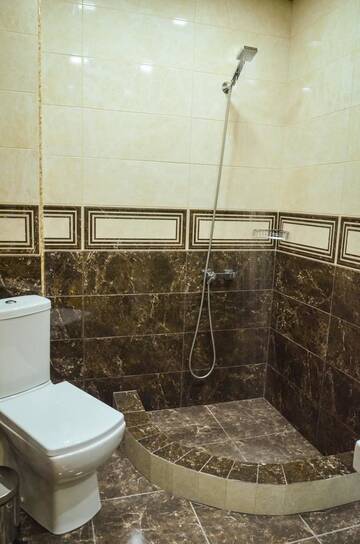 Фото номера Классический четырехместный номер Отель Rubin Hotel г. Горис 4