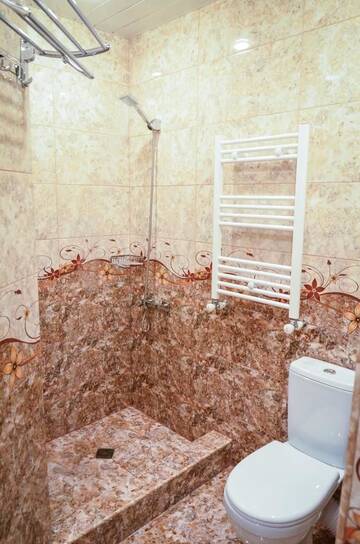 Фото номера Большой двухместный номер с 1 кроватью Отель Rubin Hotel г. Горис 5