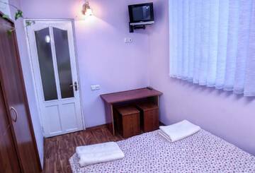 Фото номера Бюджетный двухместный номер с 1 кроватью Гостевой дом Aregak B&amp;B and Tours г. Горис 4