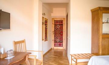 Фото номера Люкс с балконом Отель Hotel Mirhav г. Горис 7
