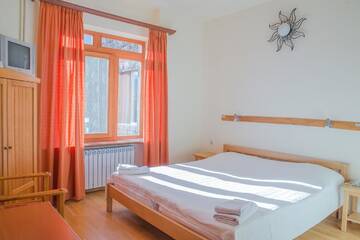 Фото номера Двухместный номер с 1 кроватью Отель Hotel Mirhav г. Горис 6