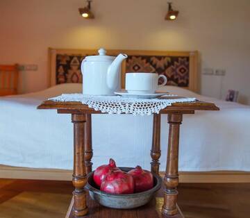 Фото номера Люкс с балконом Отель Hotel Mirhav г. Горис 7
