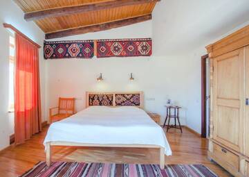 Фото номера Люкс с балконом Отель Hotel Mirhav г. Горис 17