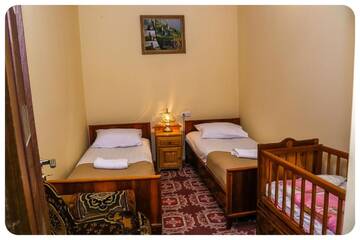 Фото номера Четырехместный номер &quot;Комфорт&quot; Гостевой дом Hayi Tun Guest House г. Горис 5