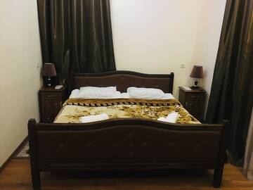 Фото номера Классический четырехместный номер Гостевой дом Van Hotel Goris г. Горис 2