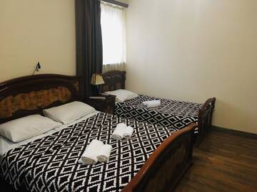 Фото номера Представительский трехместный номер Гостевой дом Van Hotel Goris г. Горис 2