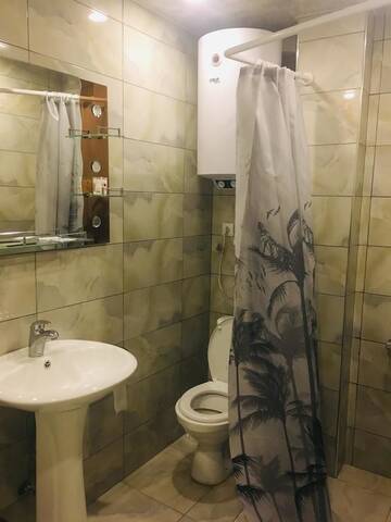 Фото номера Классический трехместный номер Гостевой дом Van Hotel Goris г. Горис 5